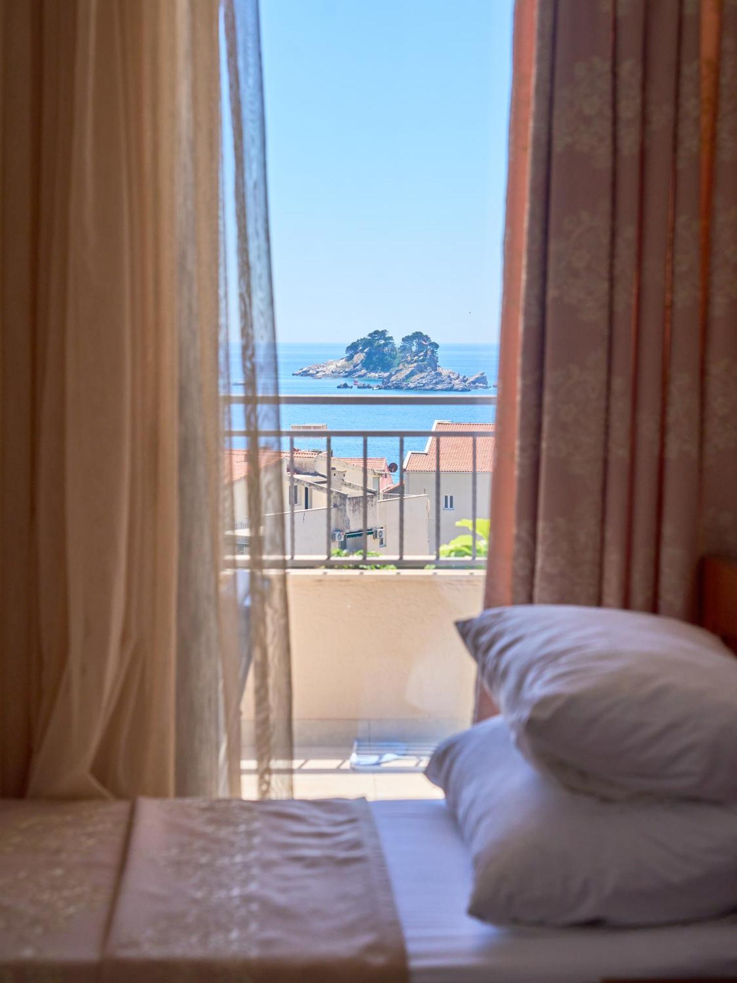Hotel Petrovac Exterior foto